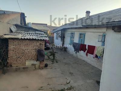 Часть дома · 4 комнаты · 50 м² · 11 сот., 18-й микрорайон 126 — Ул.Уалиханова 122/4 за 25 млн ₸ в Шымкенте, Аль-Фарабийский р-н