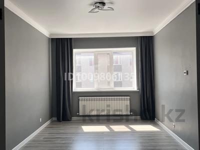 2-бөлмелі пәтер · 73.2 м² · 5/5 қабат, мкр. Алтын орда, Тауелсиздик 7Г к1 — Үй Ваниль; Aport; Bodrum Coffee; Papa Johns; жағында орналасқан, бағасы: 200 000 〒 в Актобе