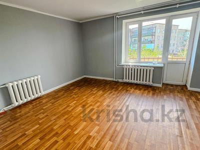 1-комнатная квартира · 33 м² · 4/5 этаж, Самал 11 — гастроном "Береке" за 12.5 млн 〒 в Талдыкоргане, мкр Самал