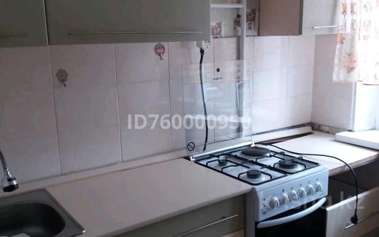 2-бөлмелі пәтер · 46 м² · 3/5 қабат, мкр Юго-Восток, Рыскулова — Возле Макажонова больницы, бағасы: 18.5 млн ₸ в Караганде, Казыбек би р-н — фото 8