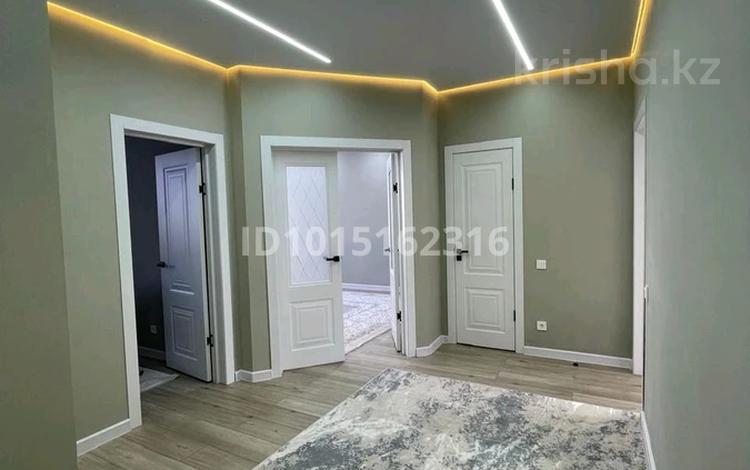 2-комнатная квартира · 75.5 м² · 2/5 этаж, мкр. Алтын орда, Мкрн Батыс-2 40B за 230 000 ₸ в Актобе — фото 2