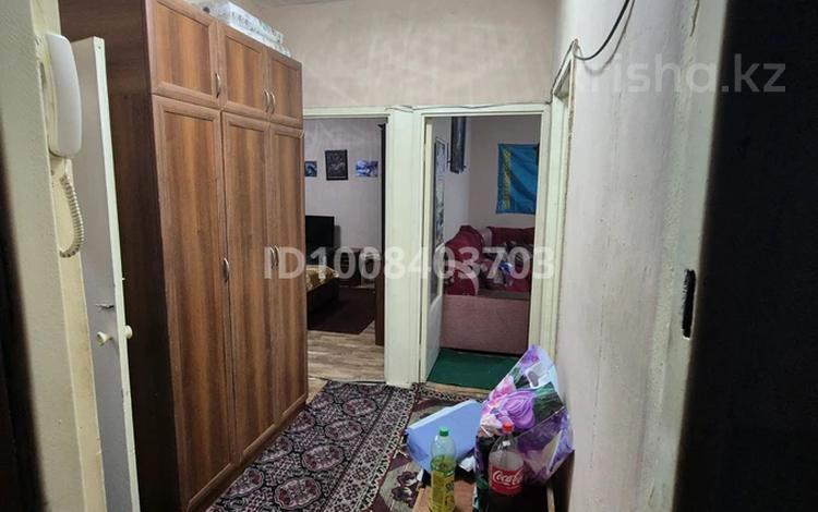 3-бөлмелі пәтер · 70 м² · 4/5 қабат, 3-й микрорайон 10, бағасы: 160 000 ₸ в Байкент — фото 2