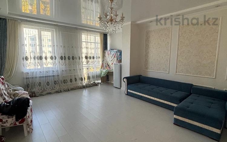 4-комнатная квартира, 105 м², 6/10 этаж, Керей, Жәнібек хандар 28