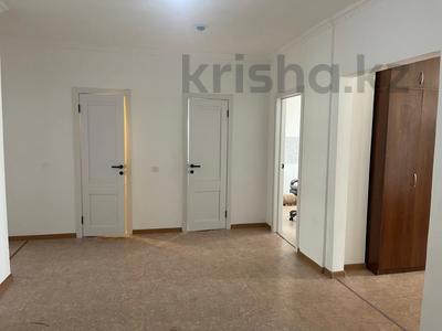 2-комнатная квартира · 81.4 м² · 6/13 этаж, Мукан Тулебаев 5 за 33 млн ₸ в Астане, Алматы р-н