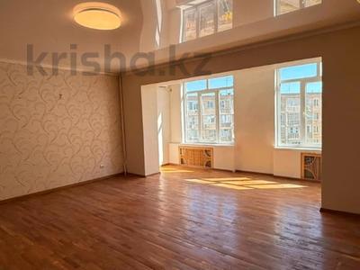4-комнатная квартира · 124 м² · 3/9 этаж, 28-й мкр 32 за 24.9 млн ₸ в Актау