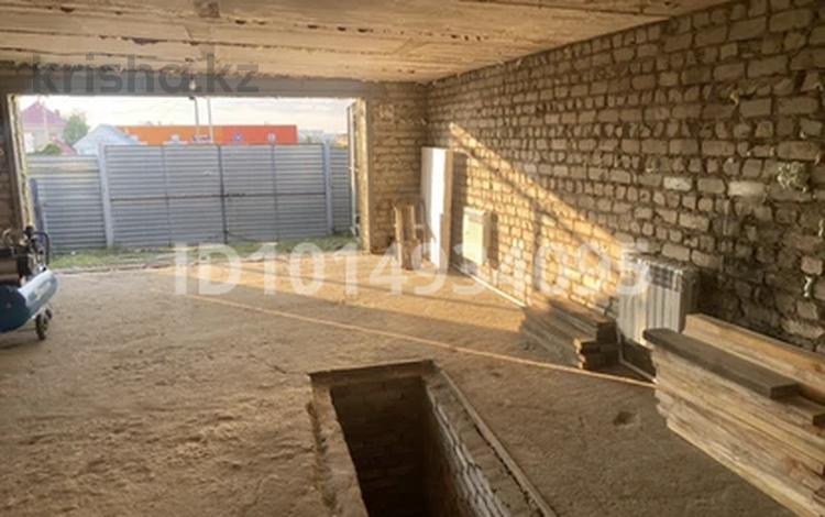 Гараж · 55 м² · Юбилейный, Юбелейная 14 за 150 000 ₸ в Костанае — фото 2
