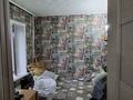 3-комнатная квартира · 42.7 м² · 2/5 этаж, Пришахтинск, Зелинского 24/1 за 15 млн 〒 в Караганде, Алихана Бокейханова р-н — фото 4