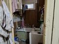 3-комнатная квартира · 42.7 м² · 2/5 этаж, Пришахтинск, Зелинского 24/1 за 15 млн 〒 в Караганде, Алихана Бокейханова р-н — фото 9