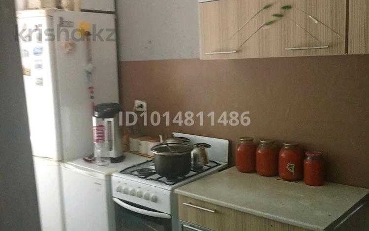 1-комнатная квартира · 28 м² · 3/3 этаж, мкр Уркер, Укылы Ыбырай 14 за 12 млн ₸ в Астане, Нура р-н — фото 2