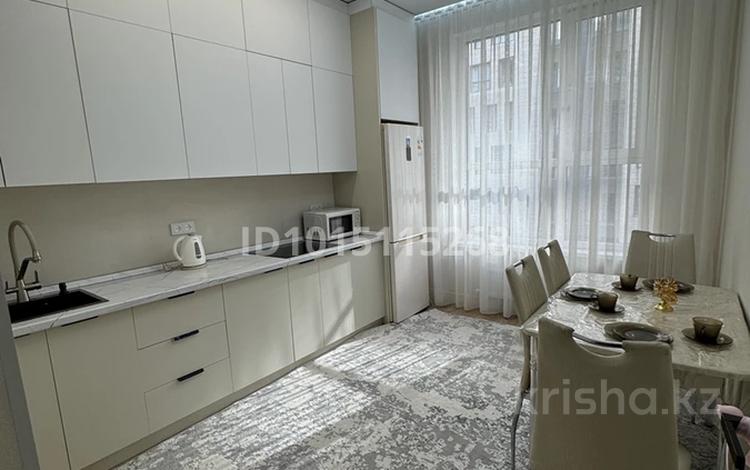 2-комнатная квартира · 43 м² · 5/13 этаж, Райымбека 348/1 за 330 000 ₸ в Алматы, Ауэзовский р-н — фото 2