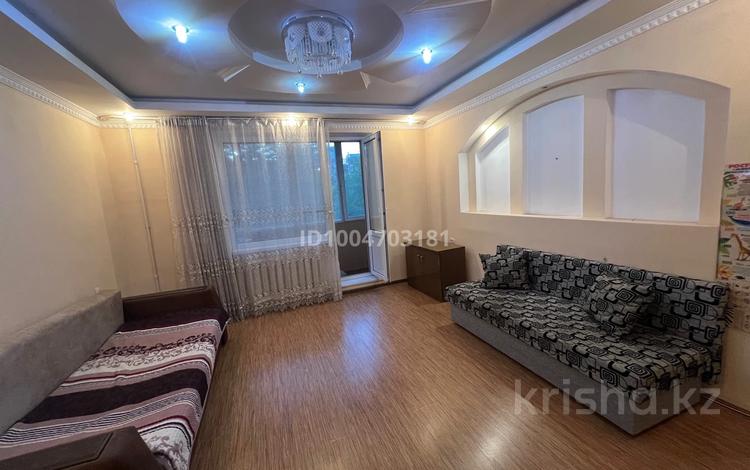 4-бөлмелі пәтер · 80 м² · 3/9 қабат, мкр Юго-Восток, Мкр Степной 2 4/2, бағасы: 32.5 млн ₸ в Караганде, Казыбек би р-н — фото 2
