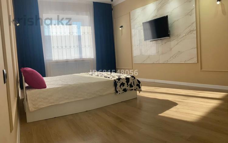 1-бөлмелі пәтер · 80 м² · 1/5 қабат, Астана ш/а. 43, бағасы: 12 000 ₸ в Уральске, мкр Астана — фото 4