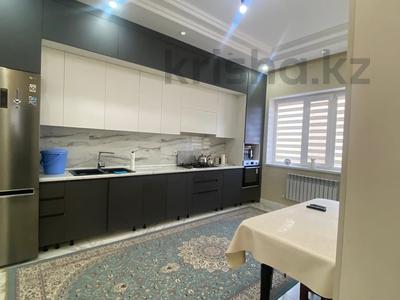 Часть дома · 5 комнат · 269.8 м² · 4 сот., Майская 11 за 55.5 млн 〒 в Актау, мкр Приморский