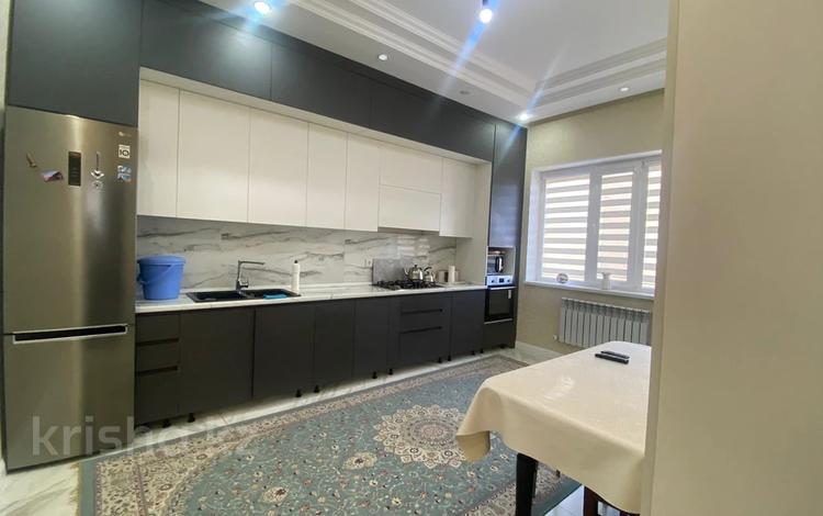 Часть дома · 5 комнат · 269.8 м² · 4 сот., Майская 11 за 55.5 млн 〒 в Актау, мкр Приморский — фото 8