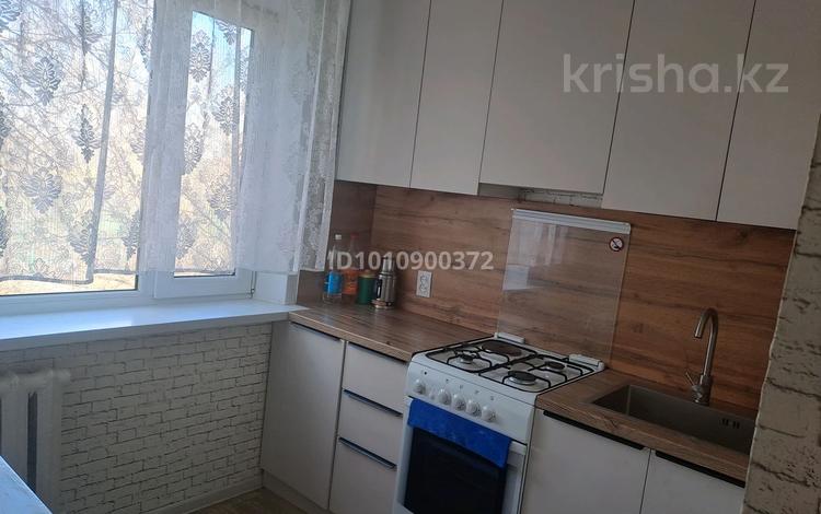 3-бөлмелі пәтер · 63 м² · 3/5 қабат, Майкудук, Майкудук, 17й микрорайон 43, бағасы: 20.5 млн ₸ в Караганде, Алихана Бокейханова р-н — фото 2