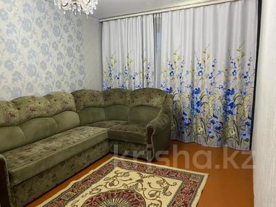 2-комнатная квартира, 50 м², 3/5 этаж помесячно, Назарбаева за 100 000 〒 в Талдыкоргане