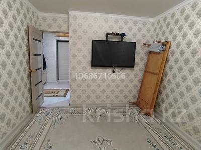 2-комнатная квартира, 42 м², 4/7 этаж, 4-й мкр, 4-ш/а. 4 за 11 млн 〒 в Актау, 4-й мкр