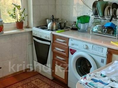 3-комнатная квартира · 59 м² · 4/4 этаж, мкр №8 за 32.5 млн ₸ в Алматы, Ауэзовский р-н