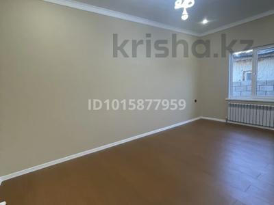 Отдельный дом · 5 комнат · 165 м² · 4.5 сот., 10 ықшам ауданы сарыарқа көшесі 26/2 — Үй мешіттің көшесінде орналасқан 150 метр шамасында лицей бала бақша бар 100 метрде остановка за 45 млн ₸ в Конаеве