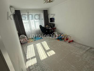 2-бөлмелі пәтер · 78 м² · 3/5 қабат, Ердена 165, бағасы: 10 млн ₸ в Сатпаев