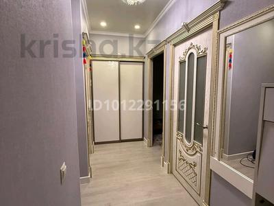 3-комнатная квартира · 70 м² · 1/5 этаж, 12-й мкр 62 — Мектеп 12,13. Балабақша. ТРК Ақтау. ТРЦ Форт. Мechta. за 24 млн ₸ в Актау