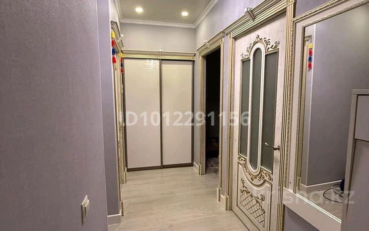 3-бөлмелі пәтер · 70 м² · 1/5 қабат, 12-й мкр 62 — Мектеп 12,13. Балабақша. ТРК Ақтау. ТРЦ Форт. Мechta., бағасы: 24 млн ₸ в Актау — фото 2