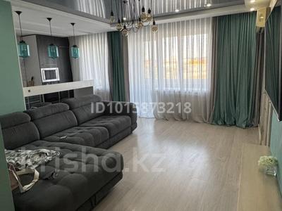 2-бөлмелі пәтер · 56 м² · 7/9 қабат, 28-шағынаудан 4 — Муканова Республики, бағасы: 300 000 ₸ в Караганде, Казыбек би р-н