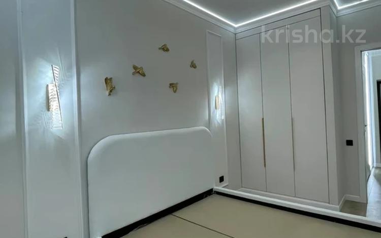 2-комнатная квартира · 55 м² · 7/12 этаж, Утепова 31 за 350 000 ₸ в Алматы, Бостандыкский р-н — фото 2