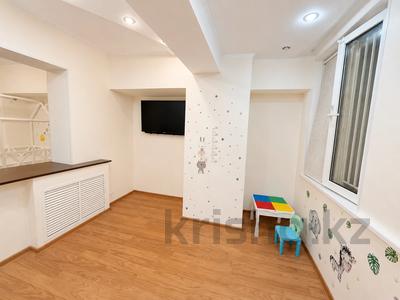 4-комнатная квартира · 78 м² · 4/9 этаж, мкр Самал-3 за 75 млн ₸ в Алматы, Медеуский р-н