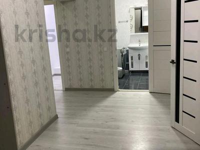 1-комнатная квартира · 60 м² · 7/8 этаж, 12мкр ВГ 54 за 160 000 ₸ в Актобе