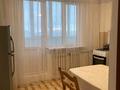 1-комнатная квартира · 60 м² · 3/9 этаж, Баймуханова 45а за 8 000 ₸ в Атырау, мкр Привокзальный-5 — фото 2
