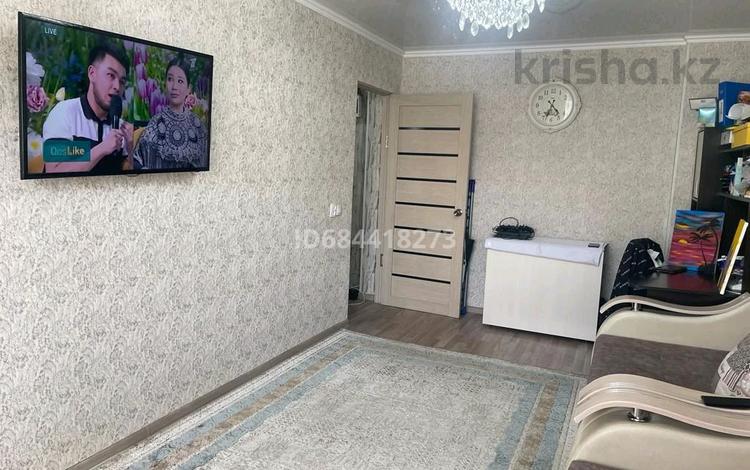 2-комнатная квартира, 49 м², 5/5 этаж, Мухамеджанова 4 — Садыкова за 11 млн 〒 в Балхаше — фото 3