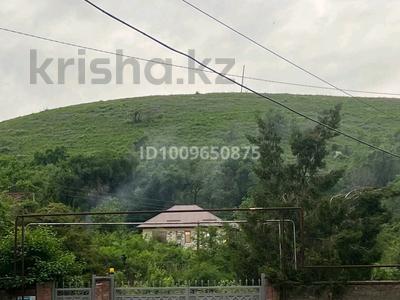 Отдельный дом · 7 комнат · 240 м² · 5.5 сот., Макатаева-1 40А — Бесагаш за 110 млн 〒 в Талгаре