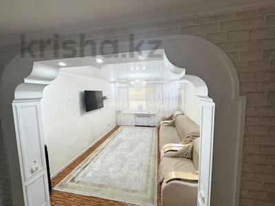 3-бөлмелі пәтер · 60 м² · 3/5 қабат, Алтынсарина 31 — Садик. магазин. Дина бар Жд вокзал жакын, бағасы: 18 млн ₸ в Актобе, мкр. Курмыш
