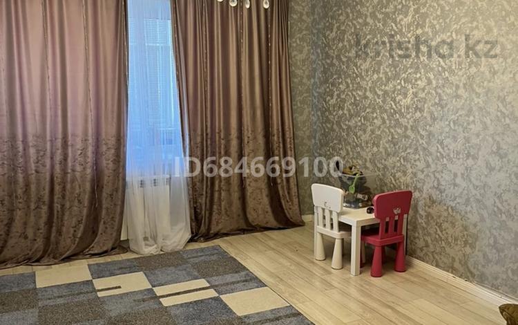 2-комнатная квартира, 54 м², 6/10 этаж, мкр 8, Абулхаир хана 58