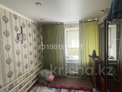 1-комнатная квартира · 12 м² · 4/5 этаж, Наурызгали Сдыкова 64 — Памятник Батыр қыздар за 4 млн 〒 в Уральске