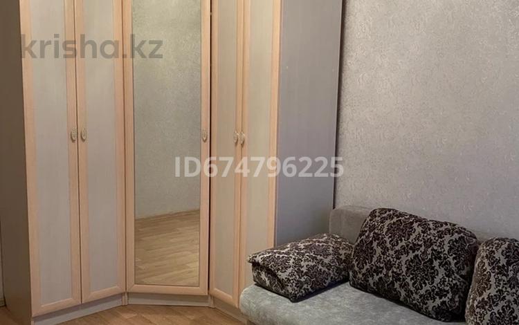 2-комнатная квартира, 50 м², 8/10 этаж помесячно, Чокина 98 — Кутузова