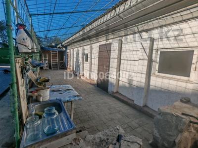 Отдельный дом · 11 комнат · 250 м² · 10 сот., 12А микрорайон 12 — В сторону голубого залива за 89 млн 〒 в Конаеве (Капчагай)