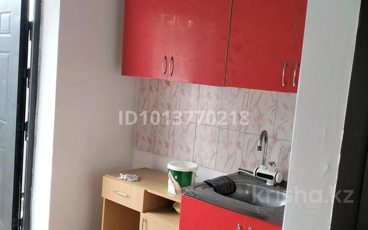 2-бөлмелі пәтер · 30 м² · 1/1 қабат, мкр Теректы 5 — Рынок Жібек жолы, бағасы: 80 000 ₸ в Алматы, Алатауский р-н — фото 2