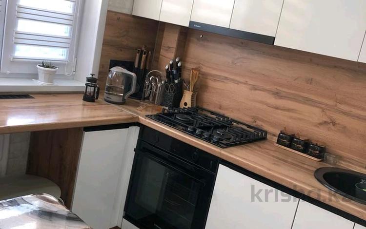 4-комнатная квартира · 62 м² · 2/5 этаж, Абая за 25.5 млн ₸ в Петропавловске — фото 11