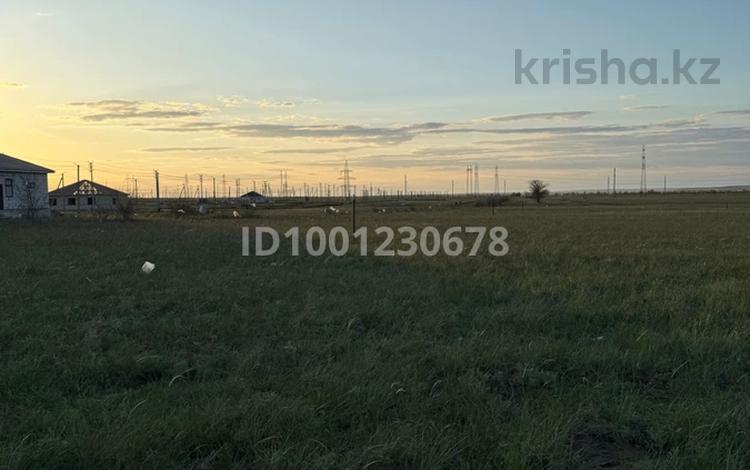 Жер телімі · 10 сотық, Ушкиян, бағасы: 2 млн ₸ в Актобе, мкр Акжар — фото 2