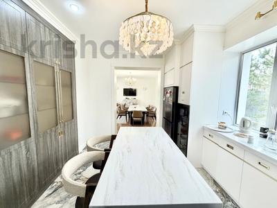 Жеке үй · 5 бөлме · 300 м² · 12 сот., Bi Village Comfort 1, бағасы: 4 млн 〒 в Астане, Есильский р-н