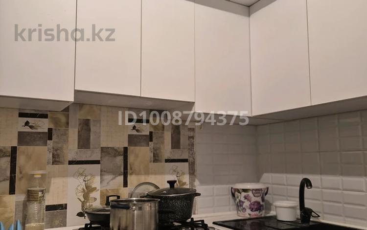 3-бөлмелі пәтер · 65 м² · 4/5 қабат, 6 микр 9 — Находится возле гипермаркет Багдаулет.рядом школа,садик,базар, бағасы: 150 000 ₸ в Жанатасе — фото 5