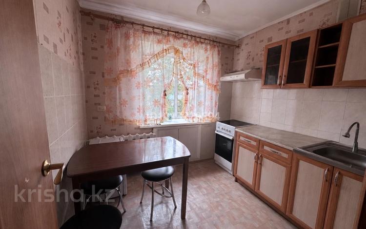 1-комнатная квартира · 30.6 м² · 5/5 этаж, Алиханова 38/1 за 13 млн ₸ в Караганде, Казыбек би р-н — фото 2
