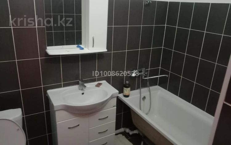 1-комнатная квартира · 62 м² · 2/6 этаж, мкр. Алтын орда 18г за 120 000 ₸ в Актобе — фото 2