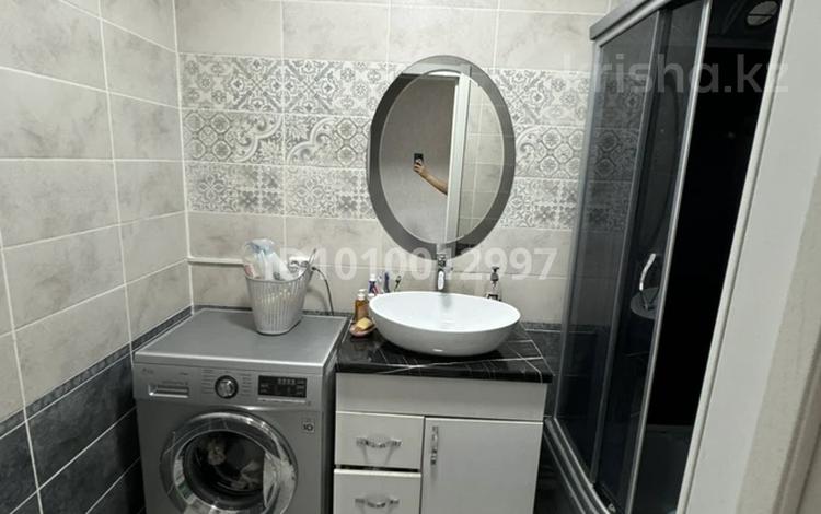 3-бөлмелі пәтер · 64 м² · 5/5 қабат, Засядко 38, бағасы: 25.9 млн ₸ в Семее — фото 2