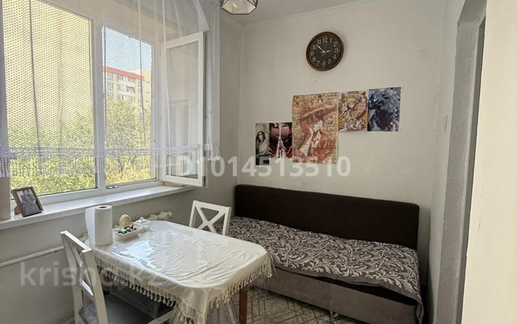 1-комнатная квартира · 32.6 м² · 4/9 этаж, мкр Аксай-1А — На пересечении Толе би Яссауи за 27 млн ₸ в Алматы, Ауэзовский р-н — фото 2