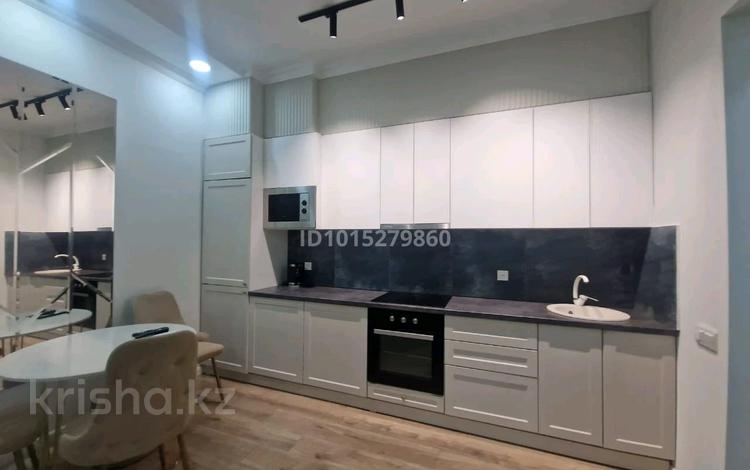 2-комнатная квартира · 63 м² · 7/9 этаж, мкр Айнабулак-2 85A за 45 млн ₸ в Алматы, Жетысуский р-н — фото 2
