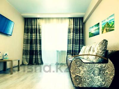 2-комнатная квартира, 52 м², 2/5 этаж посуточно, Абулхаир Хана за 8 500 〒 в Уральске