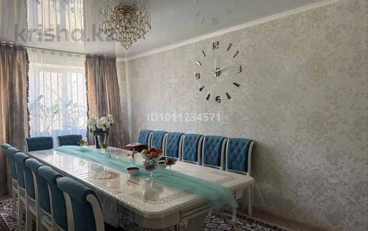 3-комнатная квартира · 64 м² · 2/9 этаж, мкр 5, Тургенев 98/4 за 24 млн 〒 в Актобе — фото 2